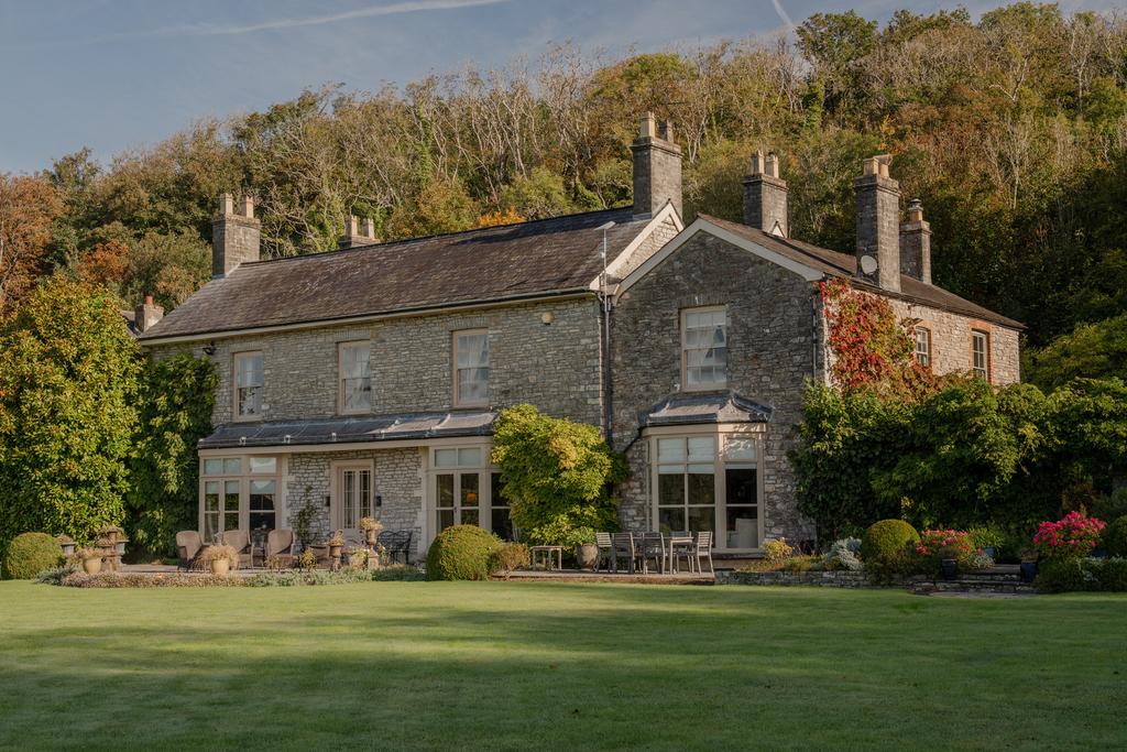 314153 - A741315.jpg