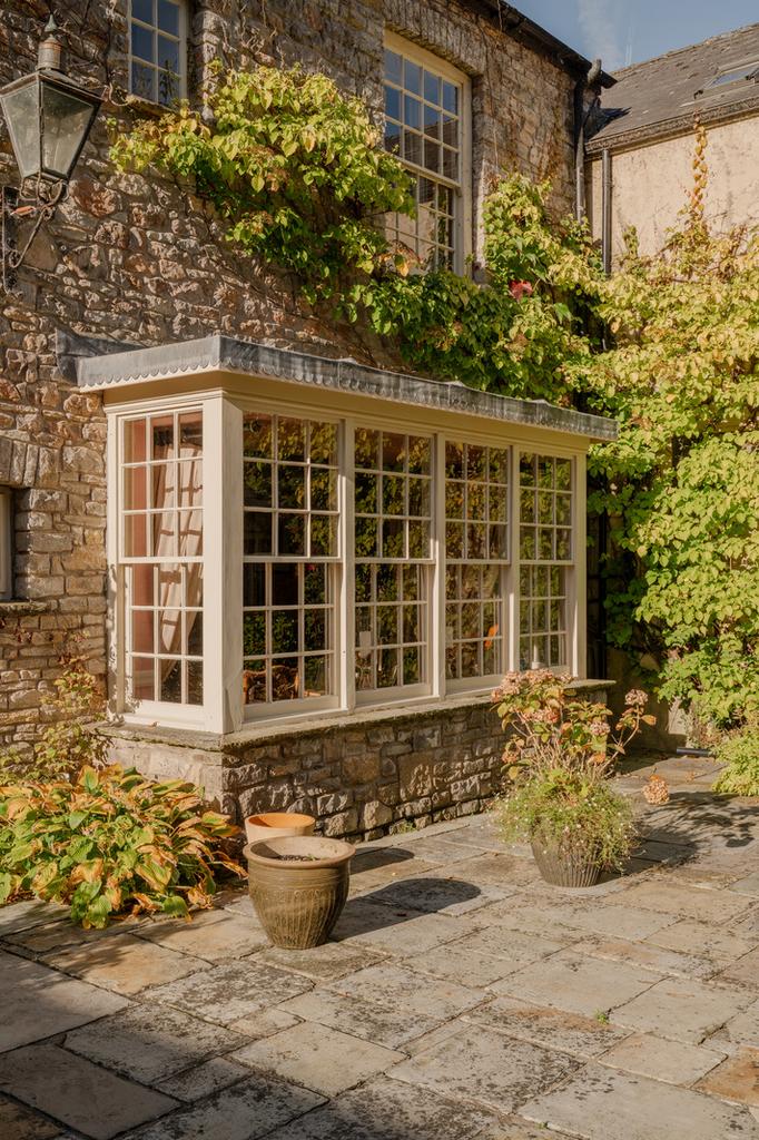 314145 - A741242.jpg