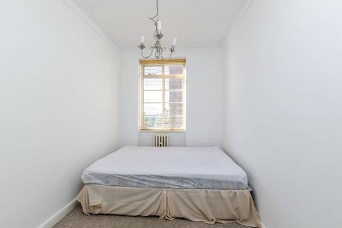 3 bedroom flat to rent, St Johns Court, South Hampstead, London, NW3
