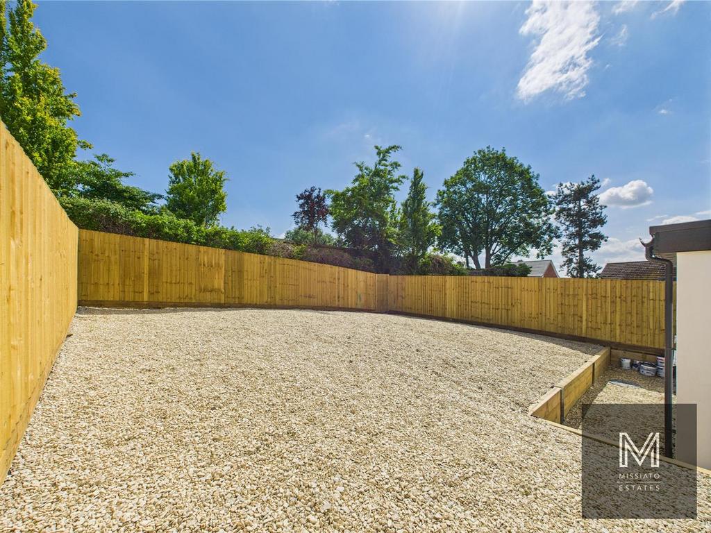 Garden 2.jpg
