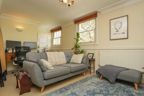 2 bedroom apartment for sale, Wellington Place
