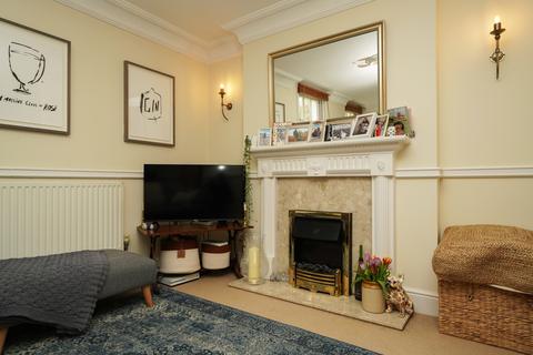 2 bedroom apartment for sale, Wellington Place