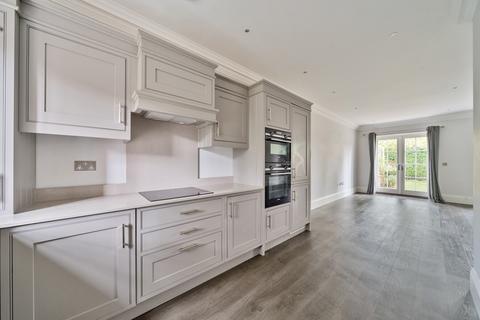 2 bedroom semi-detached house for sale, Appulby Gardens, Winchester, Hampshire, SO22