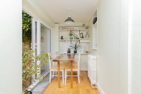 8 Chapel Row, Herne Bay, CT6 7HU