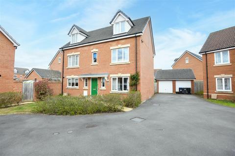 28 Hutton Close, Hilperton, Trowbridge, BA14 7WW