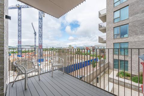 2 bedroom flat for sale, Needell Road, Greenwich Millennium Village, London, SE10