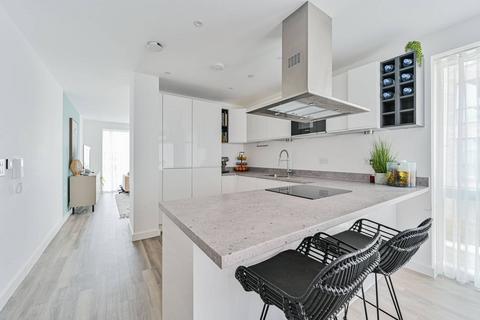 2 bedroom flat for sale, Needell Road, Greenwich Millennium Village, London, SE10