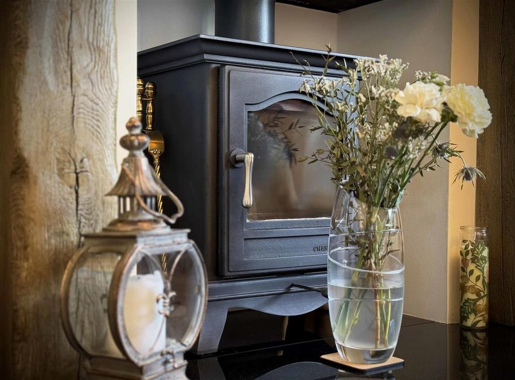 Fireplace.jpg