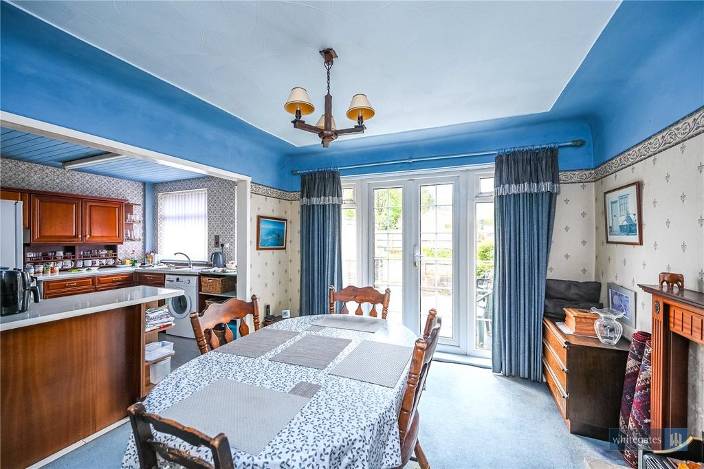 Kitchen/Dining