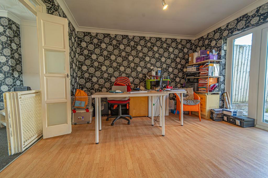 Kitchen Dining room