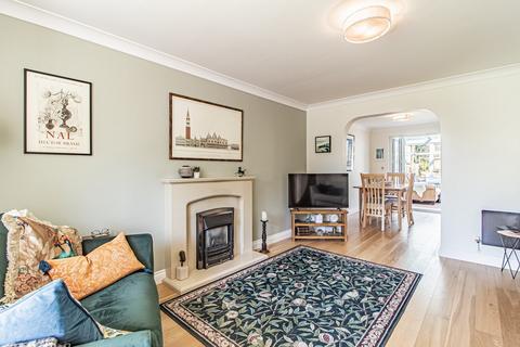 11 Clos Ynysddu, Pontyclun, CF72 9WQ