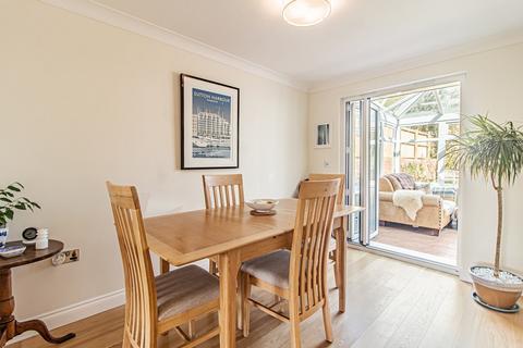 11 Clos Ynysddu, Pontyclun, CF72 9WQ