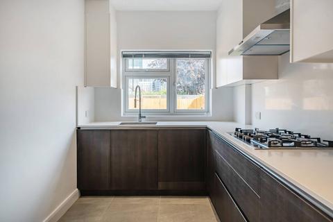 4 bedroom terraced house to rent, Eastfields Road, W3, Acton, London, W3