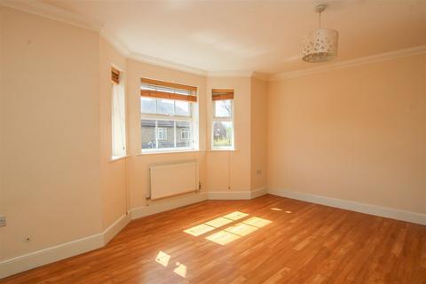 2 bedroom apartment for sale, The Courtyard, Brentwood