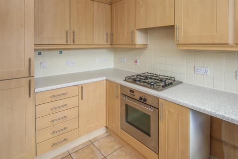 2 bedroom apartment for sale, The Courtyard, Brentwood
