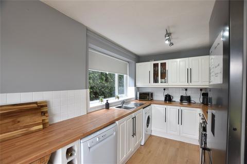54 Thornham Road, Shaw, Oldham, OL2 7LN