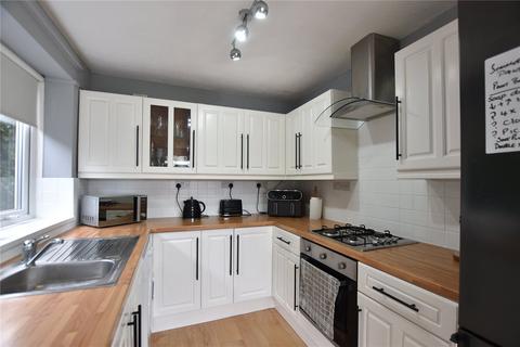 54 Thornham Road, Shaw, Oldham, OL2 7LN