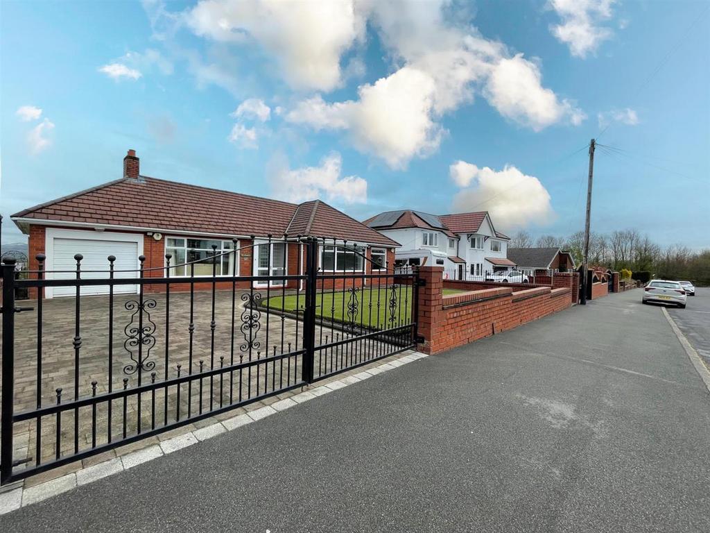 N.jpg