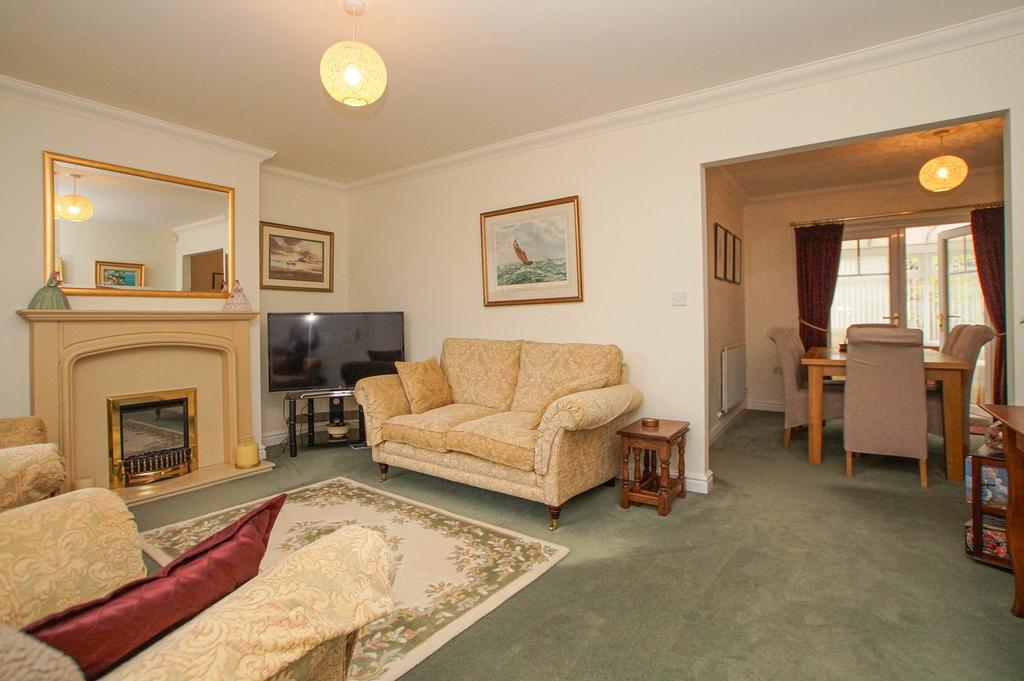 Dining Lounge