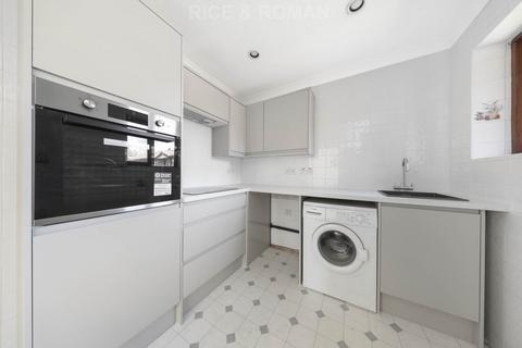 2 bedroom retirement property for sale, Epsom KT18