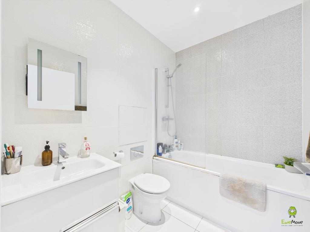 Presented by Kevin at Ewe Move Bexleyheath and Dart