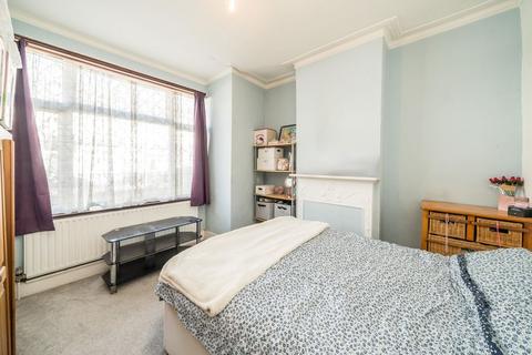 3 bedroom house for sale, Kenlor Road, London SW17