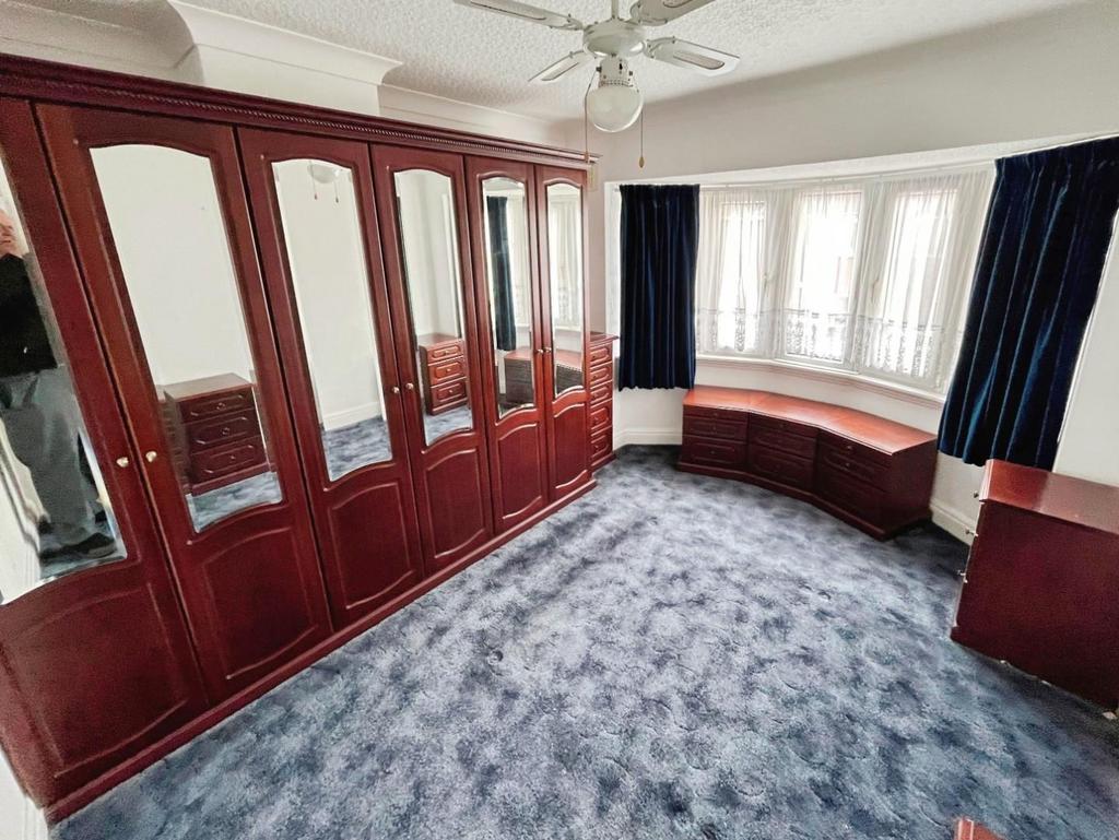36f5d068-Bedroom 20 One.jpg