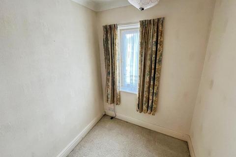12 Earlston Drive, Doncaster, DN5 9TD