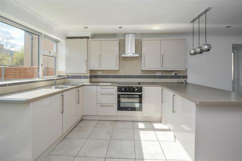 2 bedroom maisonette for sale, Ongar Road, Brentwood