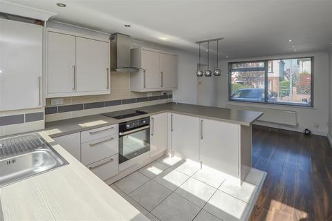 2 bedroom maisonette for sale, Ongar Road, Brentwood