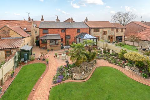 undefined, Clint Lane, Navenby, Lincoln, Lincolnshire, LN5