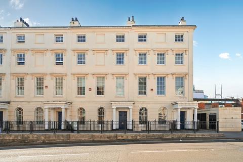 2 bedroom flat for sale, Portland Terrace, Southampton, Hampshire, SO14