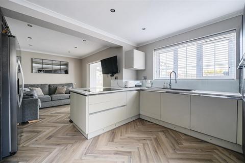 Lynton House Station Road, Christian Malford, Chippenham, SN15 4BG
