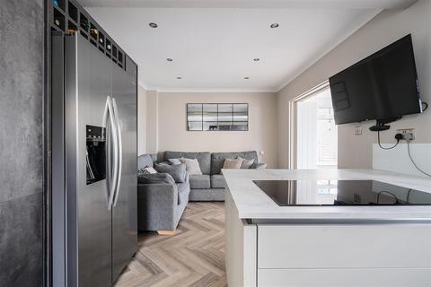 Lynton House Station Road, Christian Malford, Chippenham, SN15 4BG