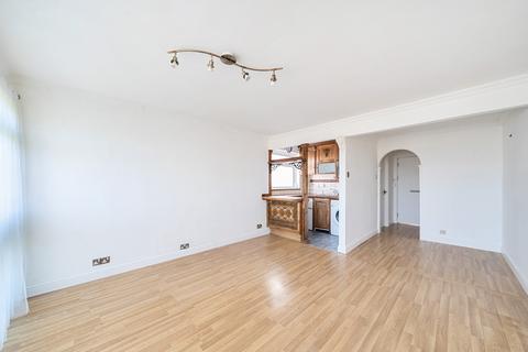 Studio for sale, Shirley Heights, Wallington SM6