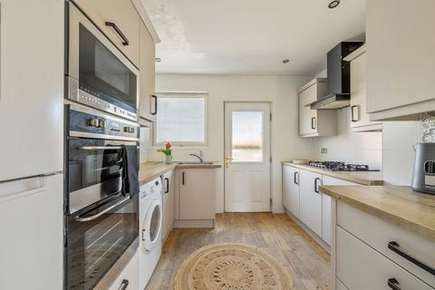 17 Chestnut Avenue, Whitburn, Bathgate, EH47 8NA