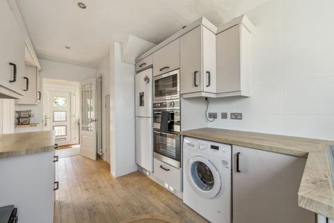 17 Chestnut Avenue, Whitburn, Bathgate, EH47 8NA