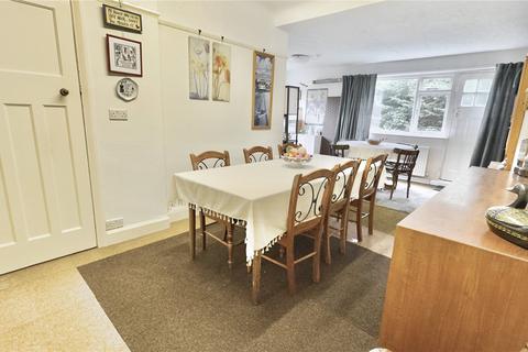 4 bedroom semi-detached house for sale, Pulford Avenue, Prenton, Merseyside, CH43