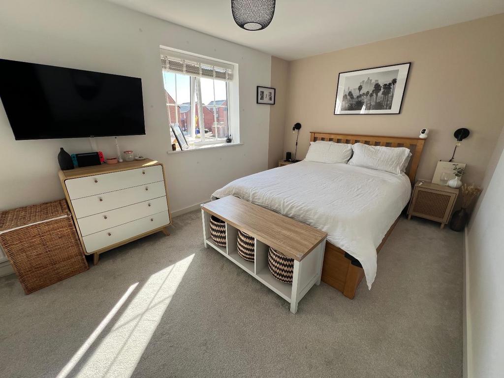 Main Bedroom