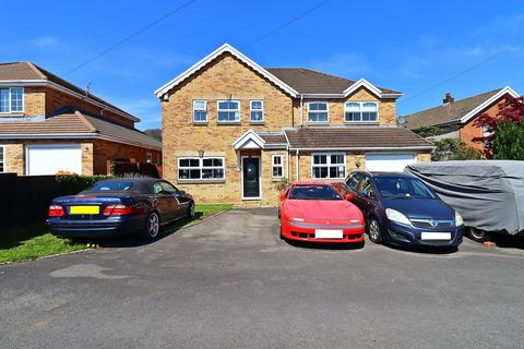 undefined, Long Acre Close, Llantrisant, CF72