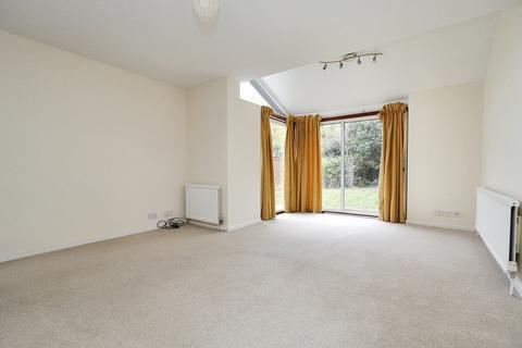 17 Fouracres, Letchworth Garden City, SG6 3UF