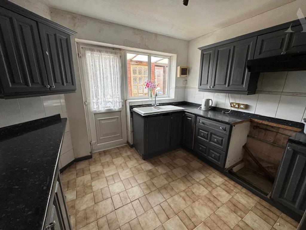 7 crossfield Road kitchen