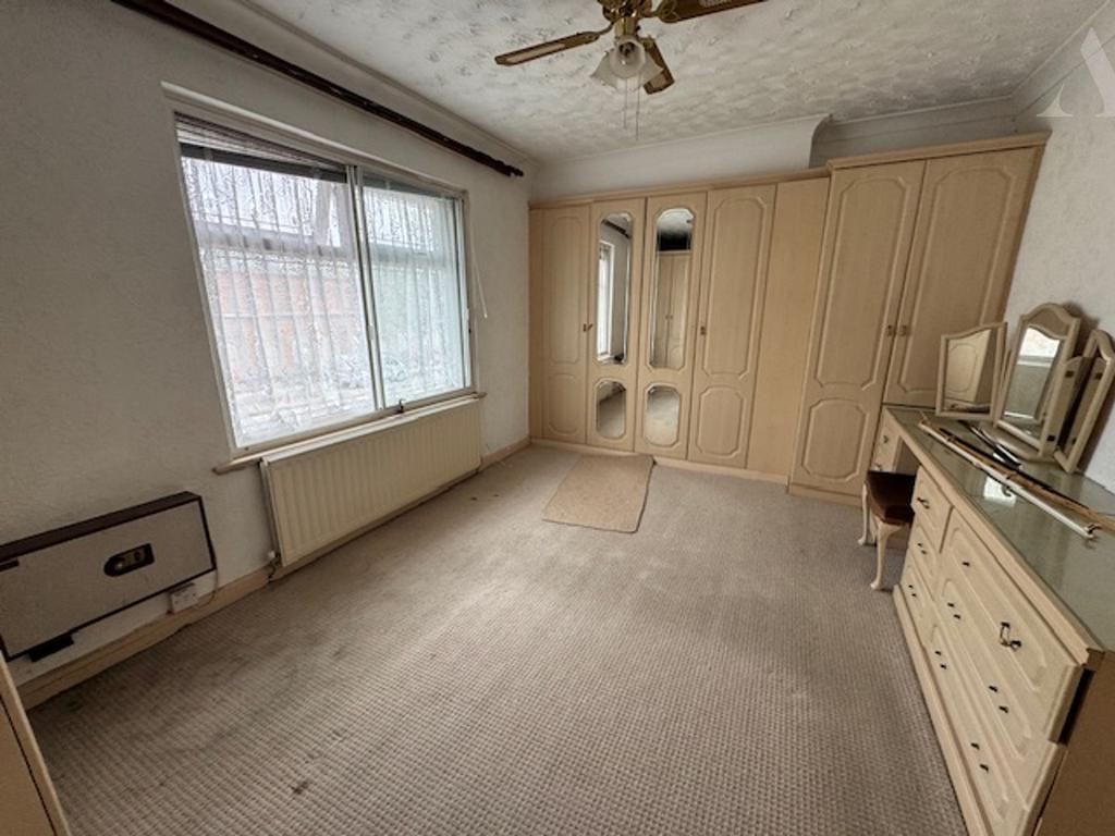 7 crossfield Road bedroom 1