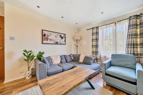 2 bedroom apartment for sale, Lewis Road, Mitcham CR4