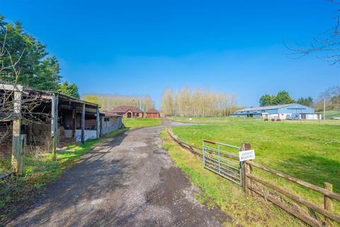 Detached bungalow for sale, Dormston Lane, Inkberrow WR7