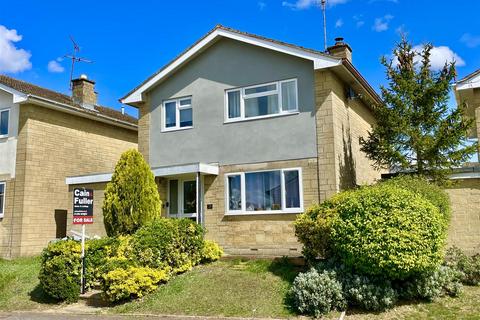 3 bedroom detached house for sale, Vaisey Road, Stratton, Cirencester
