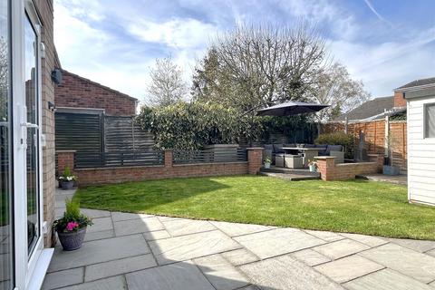 3 Daly Avenue, Hampton Magna, Warwick, CV35 8SE