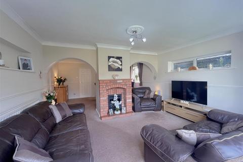 3 Daly Avenue, Hampton Magna, Warwick, CV35 8SE