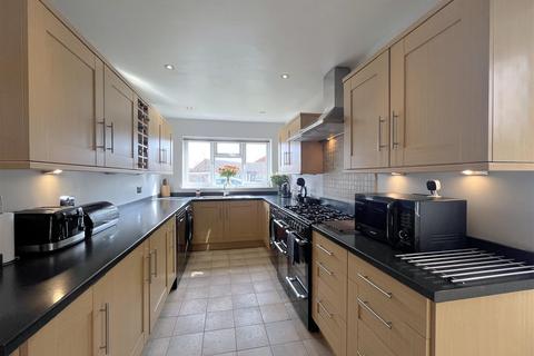 3 Daly Avenue, Hampton Magna, Warwick, CV35 8SE