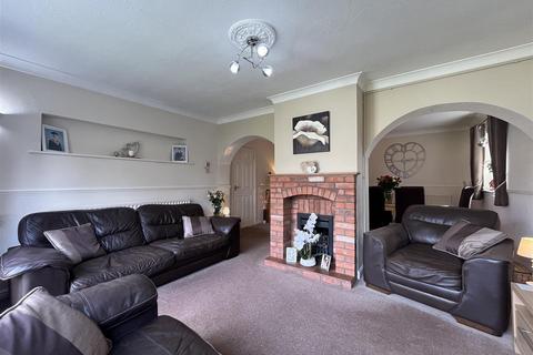 3 Daly Avenue, Hampton Magna, Warwick, CV35 8SE